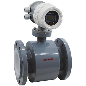 Compact converter mag flow meter
